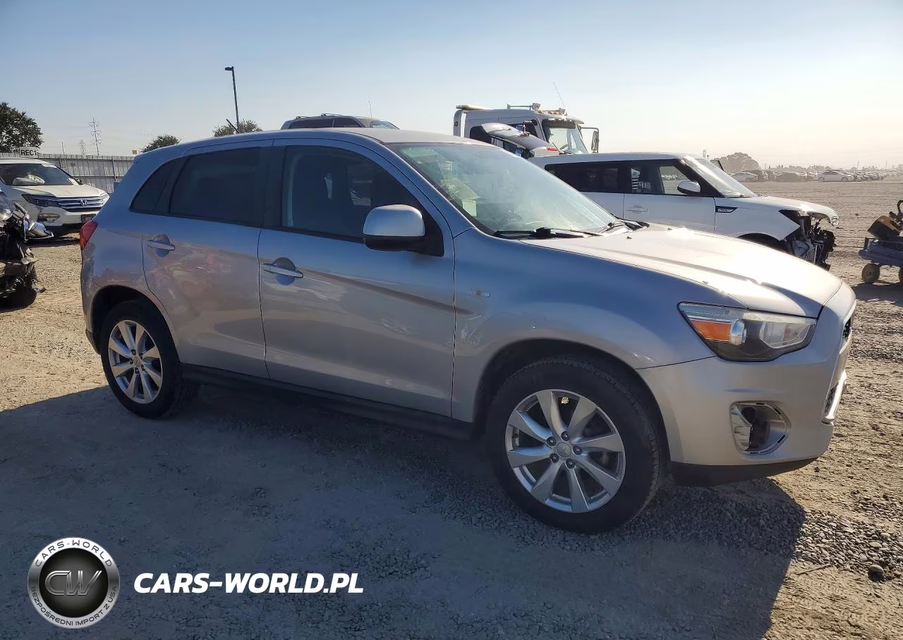 2015 Mitsubishi Outlander Sport Es VIN:4A4AR3AUXFE039924 - 4