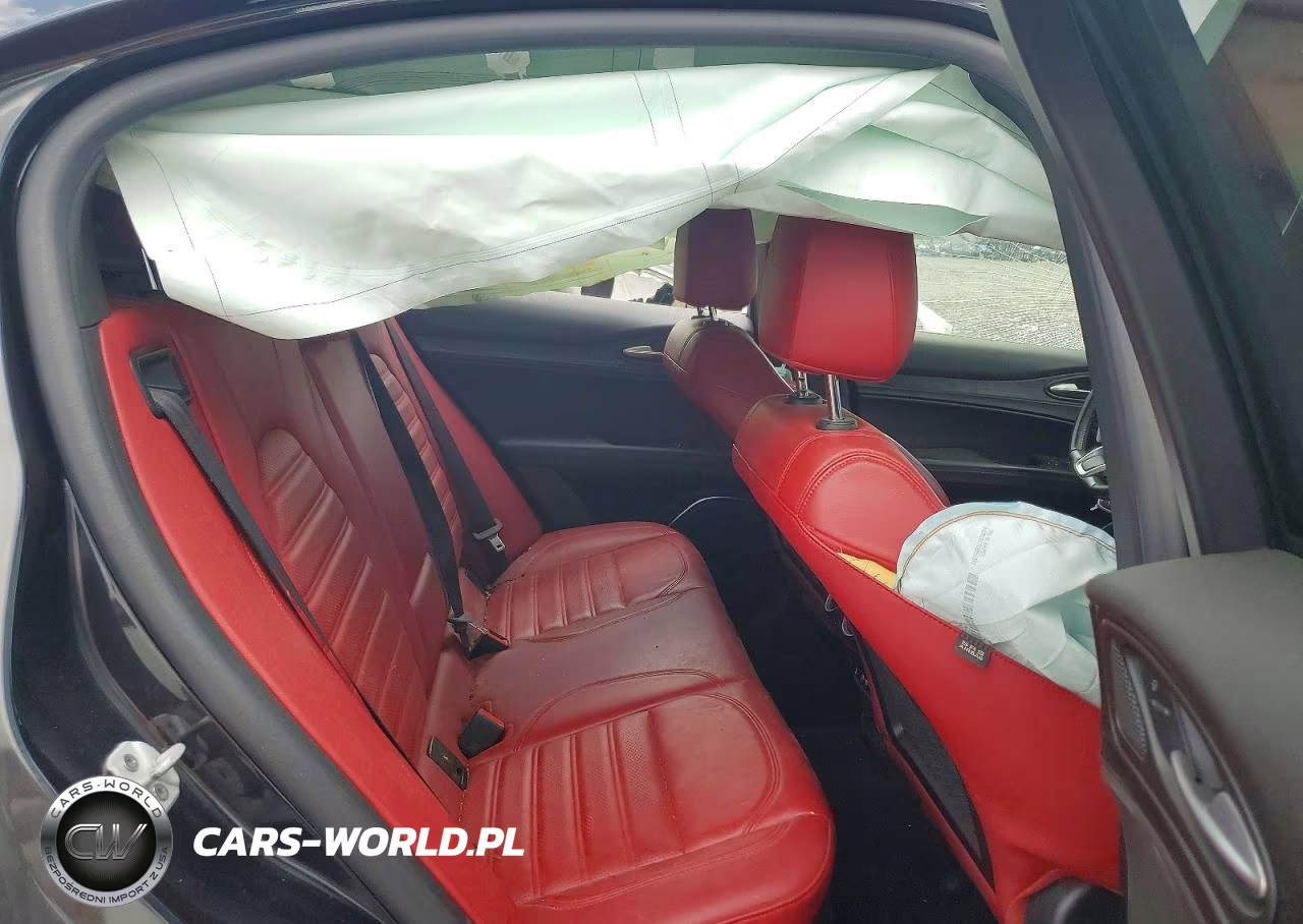 2022 Alfa Romeo Stelvio VIN:ZASPAKAN9N7D30629 - 11