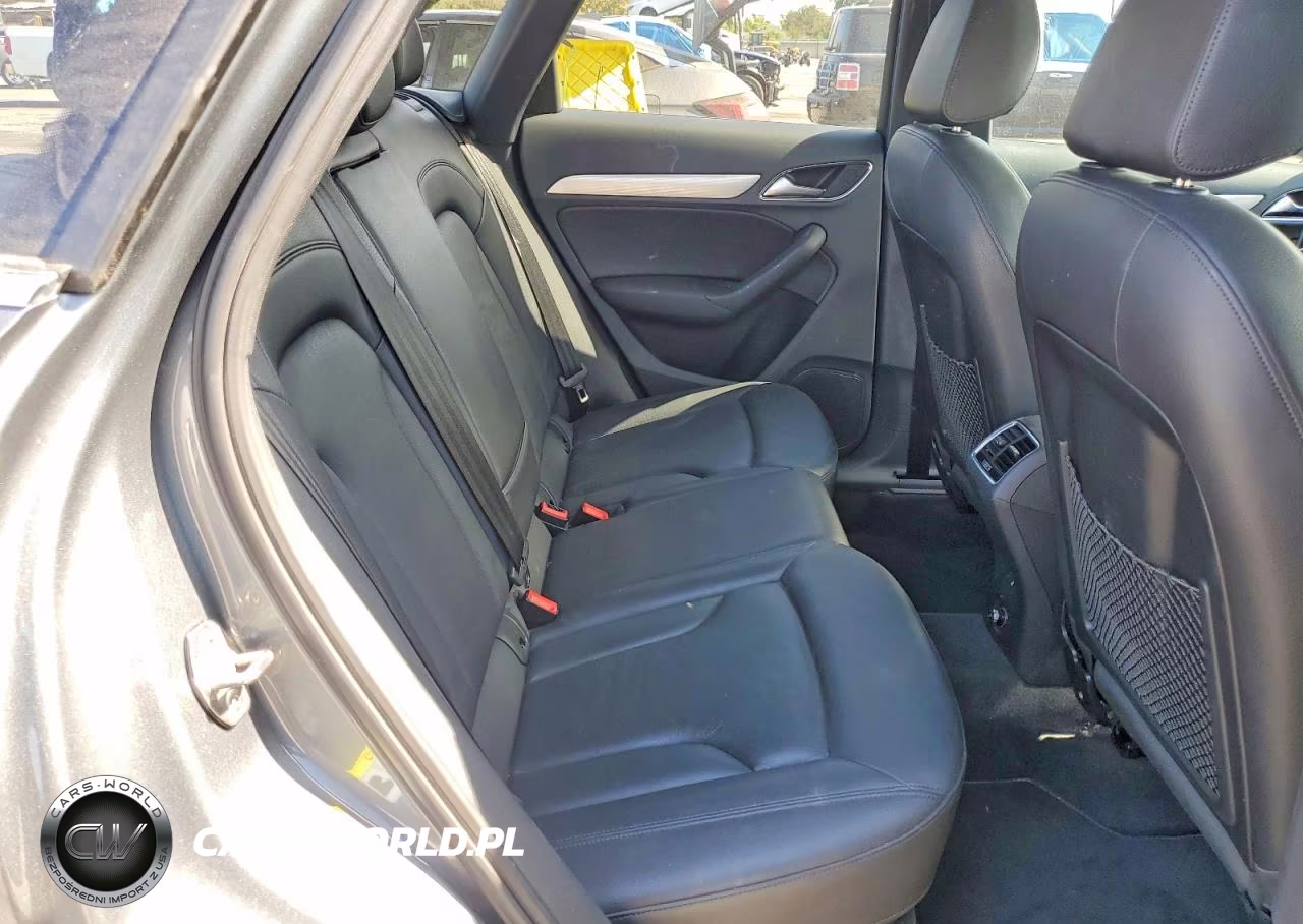 2017 Audi Q3 Premium Plus VIN:WA1JCCFSXHR004158 - 11