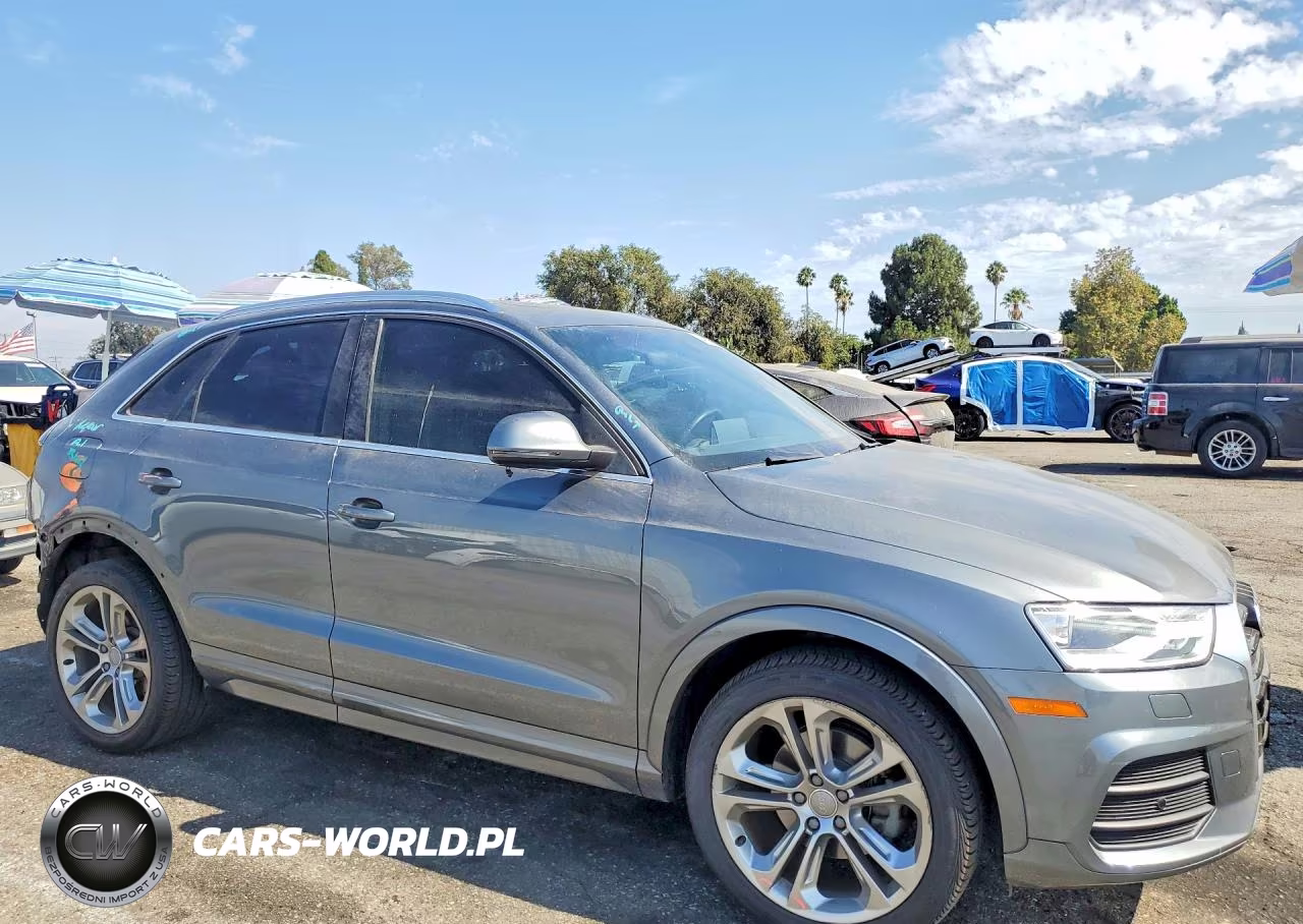 2017 Audi Q3 Premium Plus VIN:WA1JCCFSXHR004158 - 4