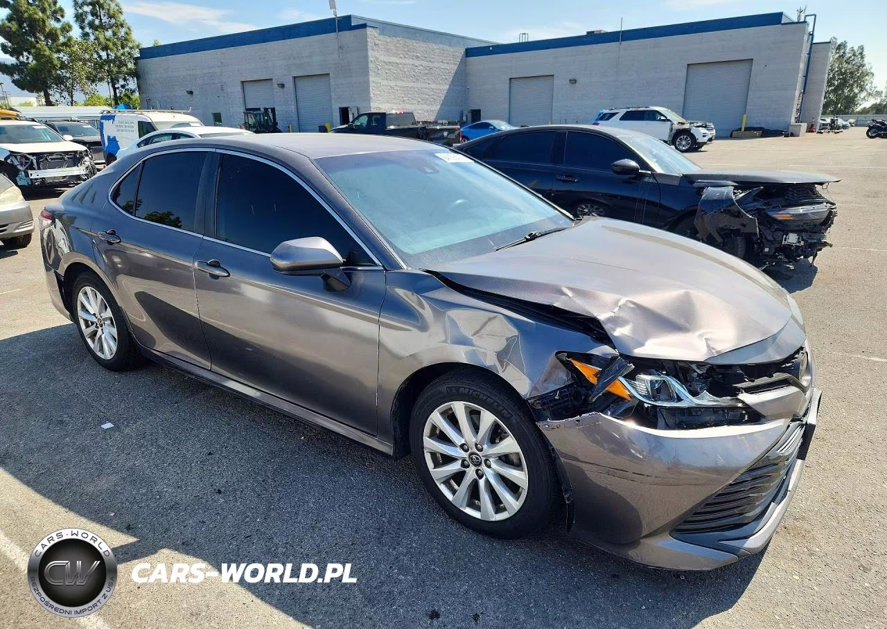 2018 Toyota Camry Ce-Le-Xle VIN:4T1B11HK0JU530380 - 4