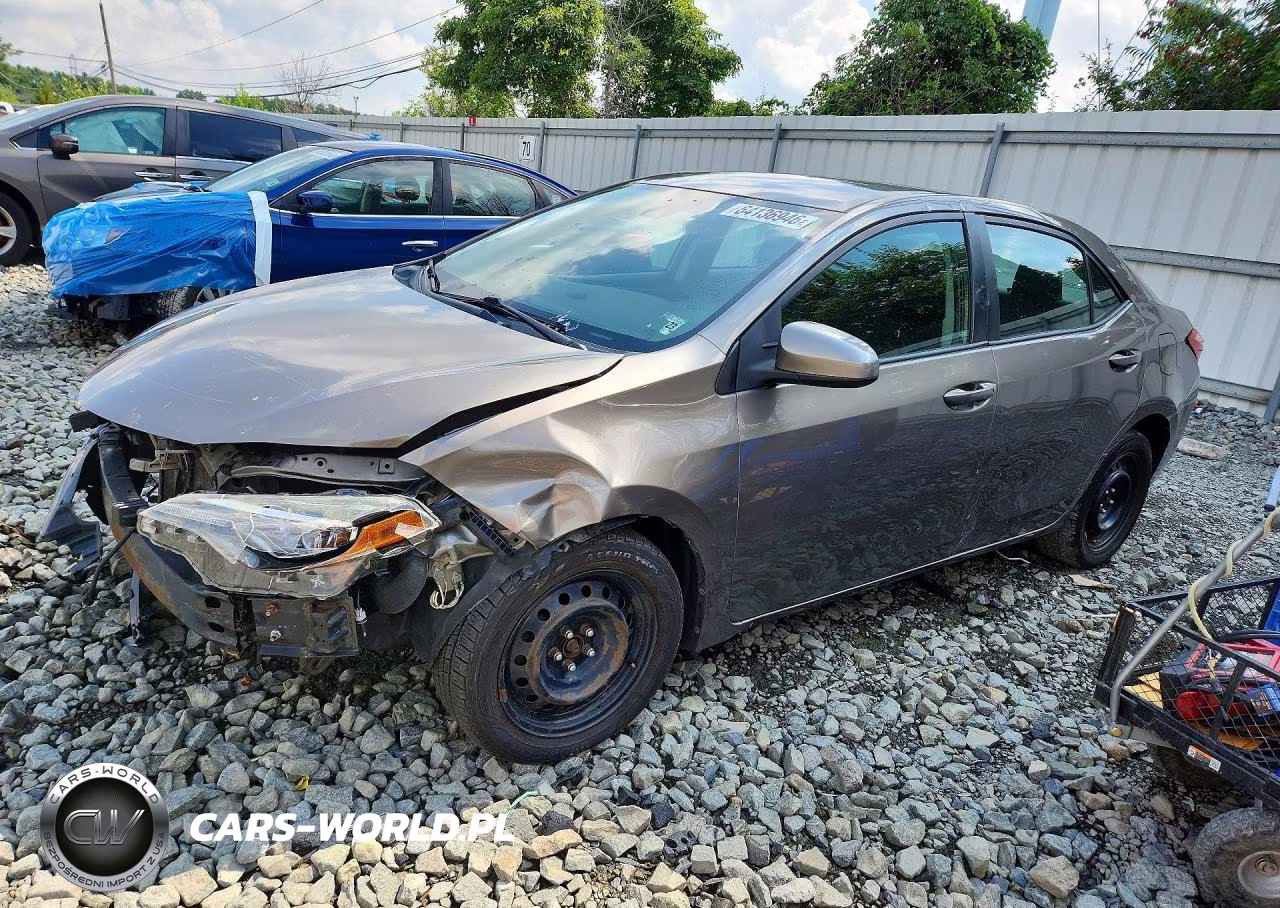 2018 Toyota Corolla Le VIN:2T1BURHE4JC972399 - 1