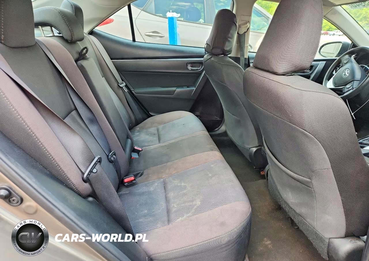 2018 Toyota Corolla Le VIN:2T1BURHE4JC972399 - 10