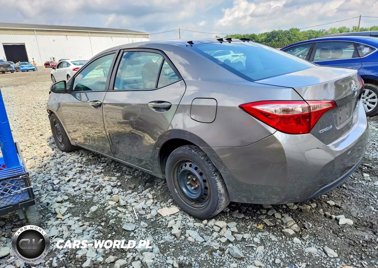 2018 Toyota Corolla Le VIN:2T1BURHE4JC972399 - 2