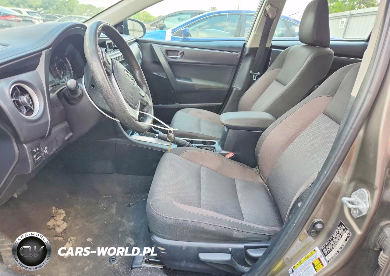 2018 Toyota Corolla Le VIN:2T1BURHE4JC972399 - 7