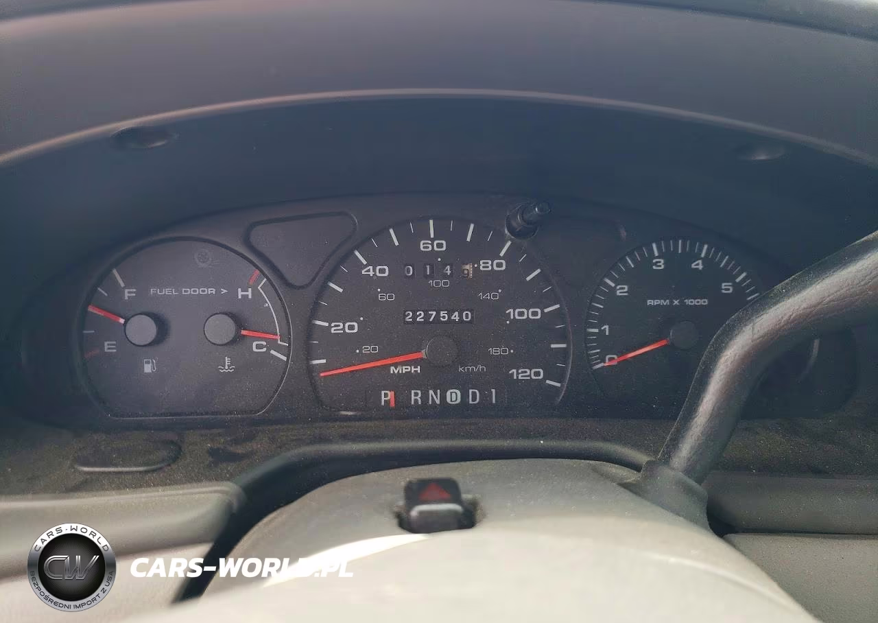 2003 Ford Taurus Ses VIN:1FAFP552X3A226189 - 9