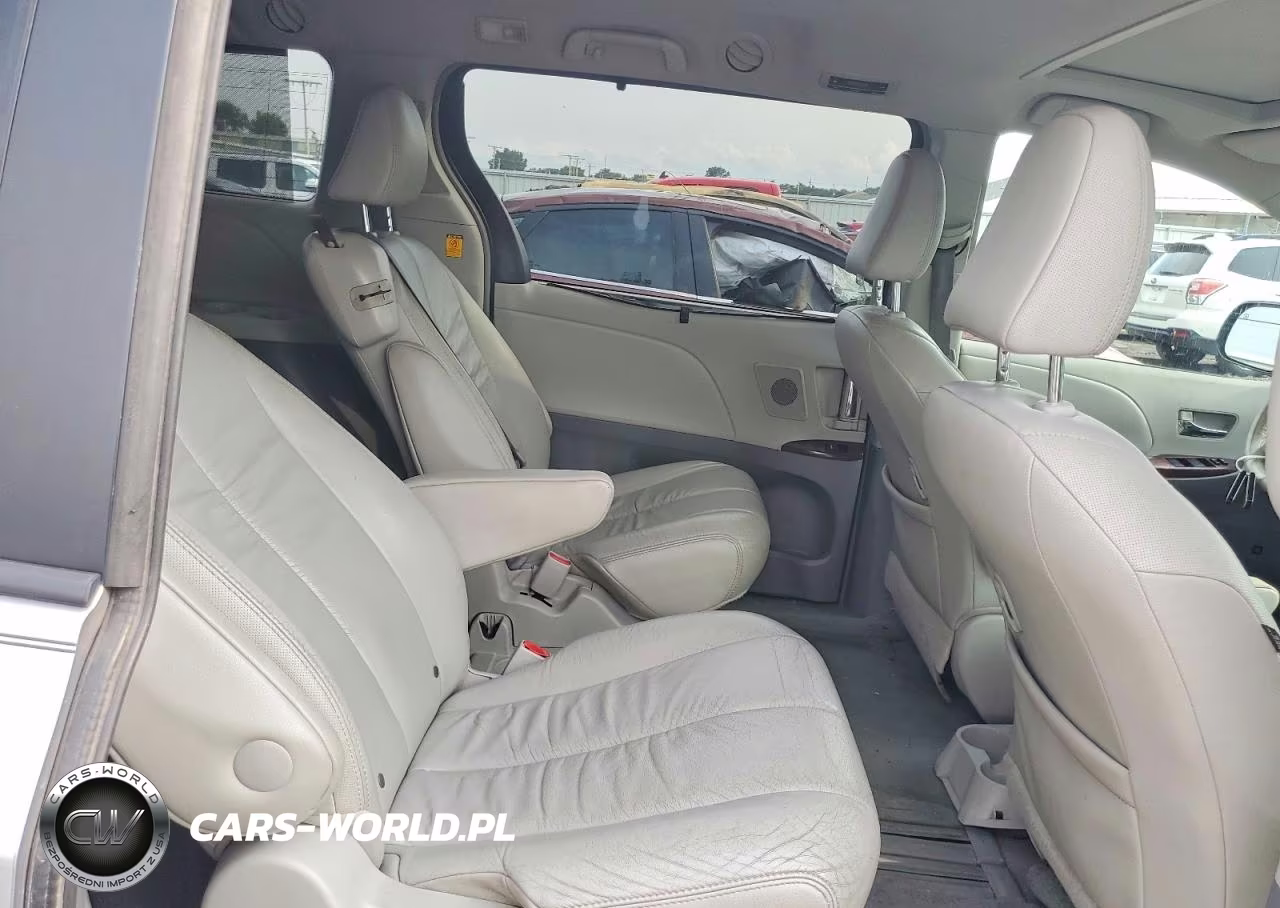 2011 Toyota Sienna Xle 8-Passenger VIN:5TDYK3DC6BS039551 - 11