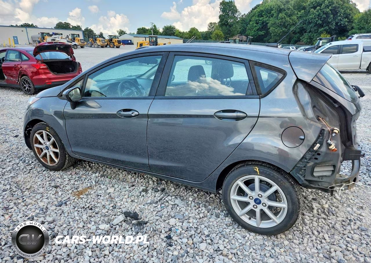 2019 Ford Fiesta Se VIN:3FADP4EJ4KM149328 - 2