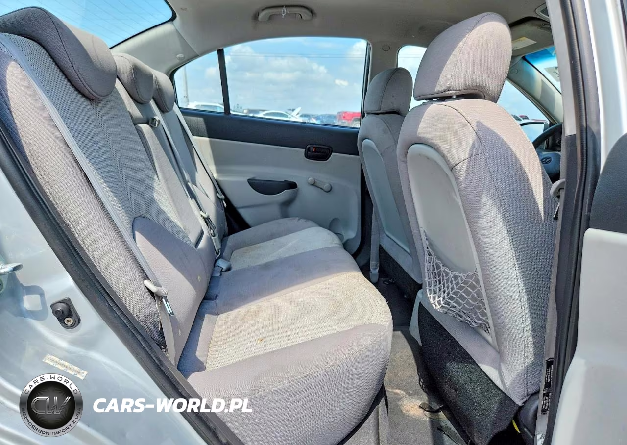 2009 Hyundai Accent Gls VIN:KMHCN46C59U320598 - 10