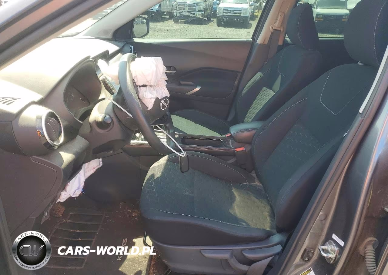 2023 Nissan Kicks Sv VIN:3N1CP5CV8PL482584 - 7