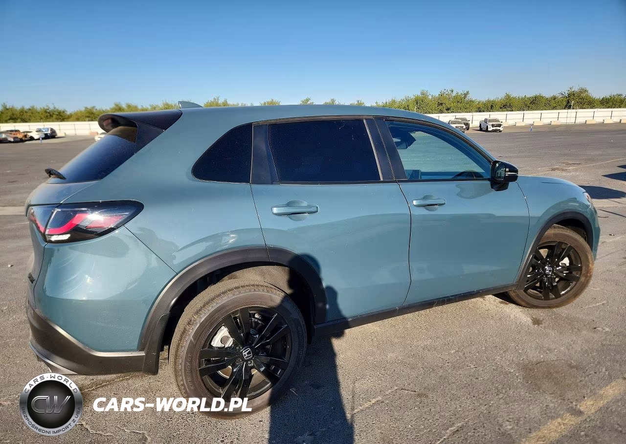 2026 Honda Hr-V Sport VIN:3CZRZ2H54TM742082 - 3