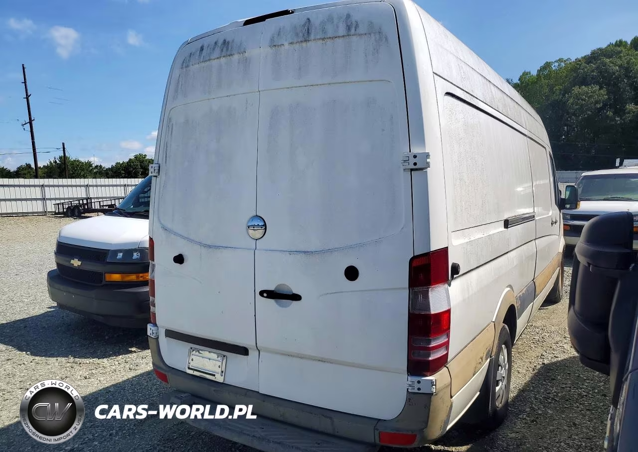 2007 Freightliner Sprinter 2500 VIN:WDYPE845475167676 - 3