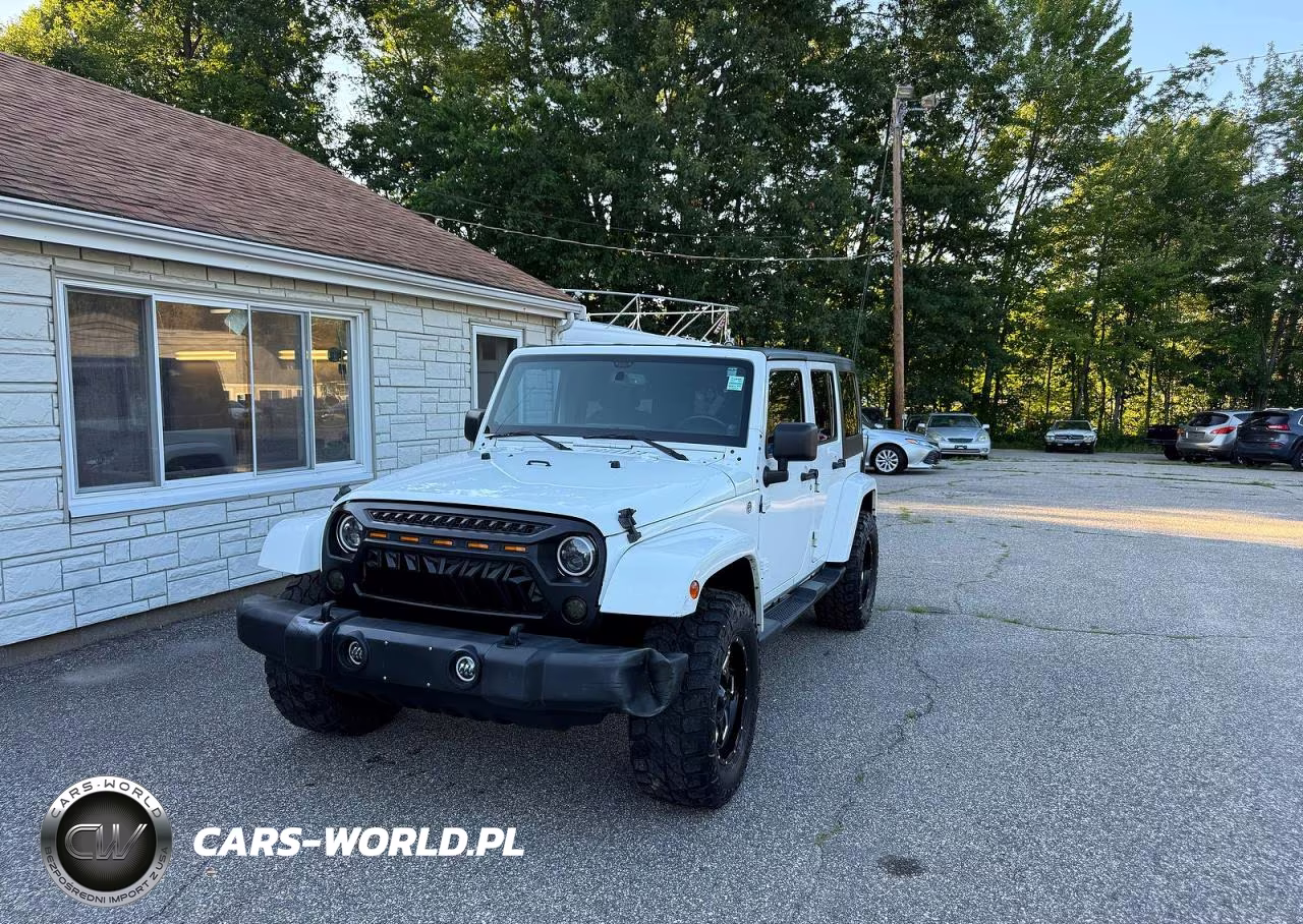 2014 Jeep Wrangler Unlimited Sahara VIN:1C4BJWEG5EL105525 - 2