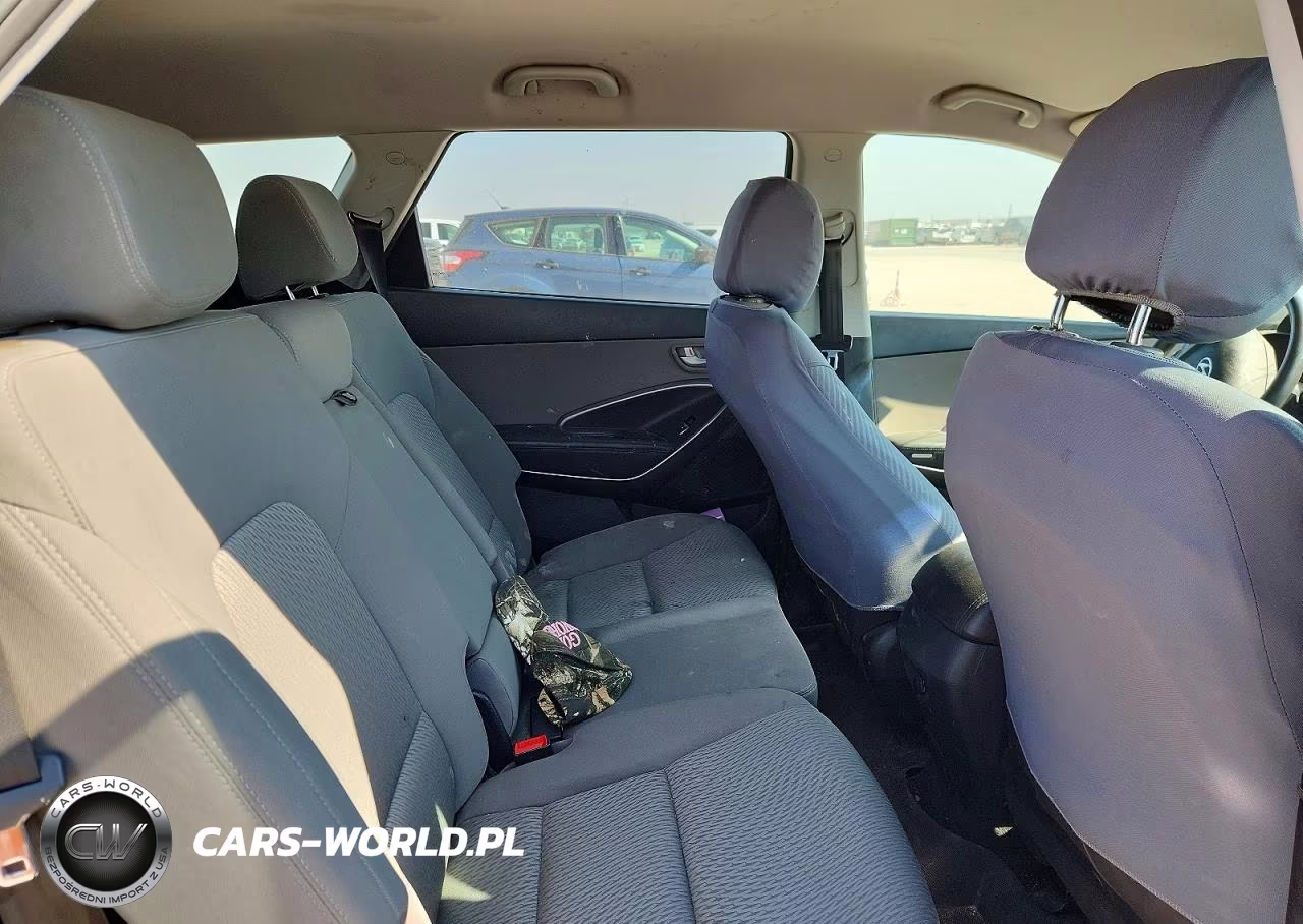 2017 Hyundai Santa Fe Se VIN:KM8SM4HFXHU212627 - 11