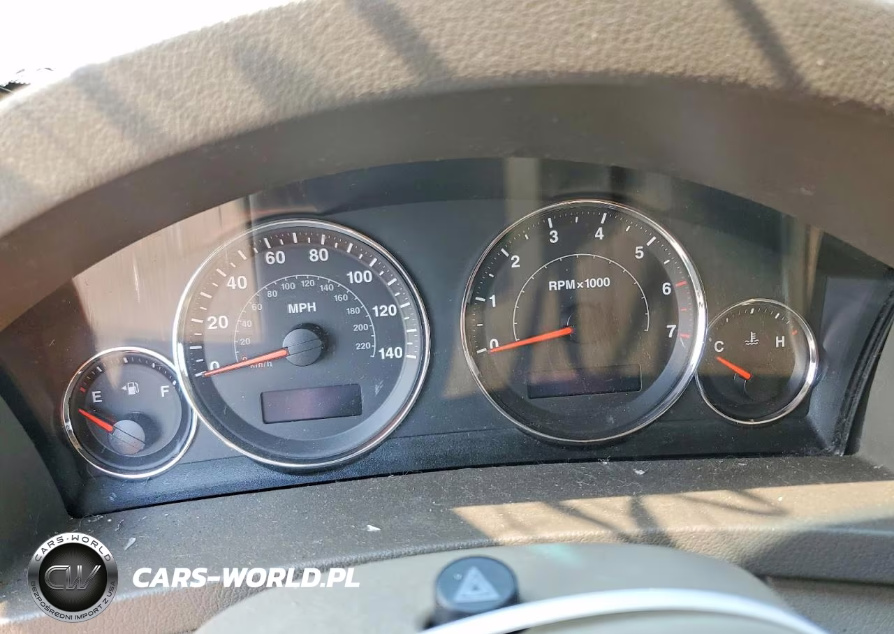 2007 Jeep Grand Cherokee Laredo VIN:1J8GR48K57C639798 - 9