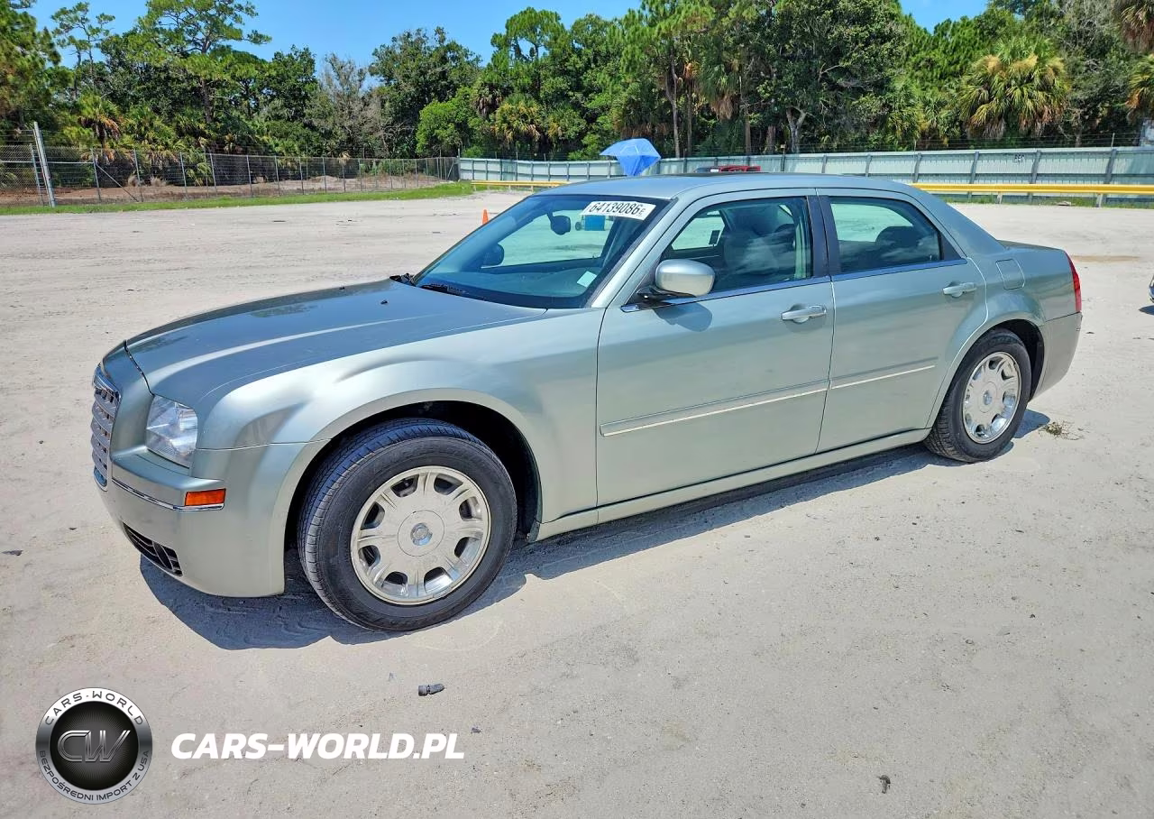 2005 Chrysler 300 Touring