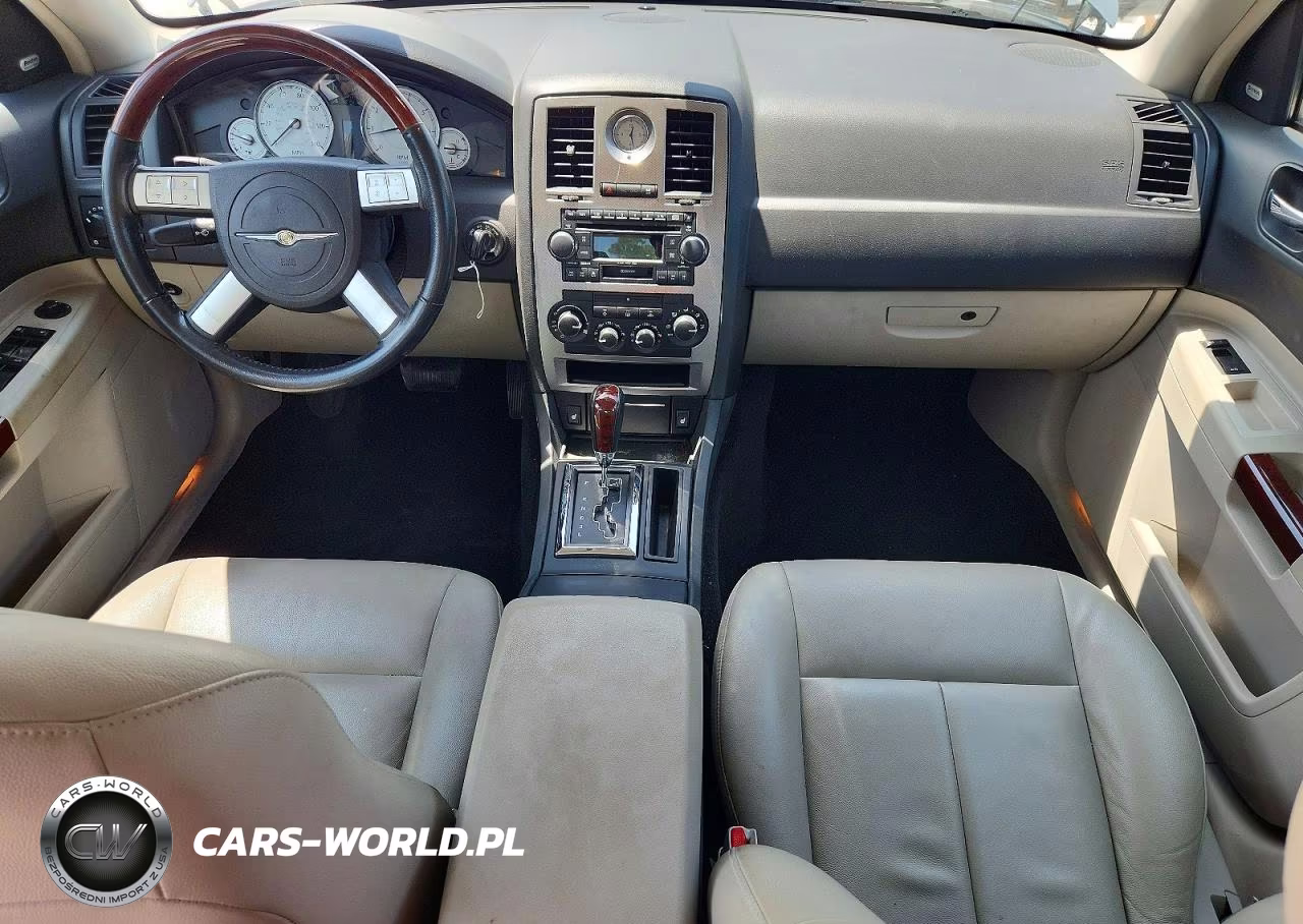 2005 Chrysler 300 Touring VIN:2C3AA53G25H505195 - 8