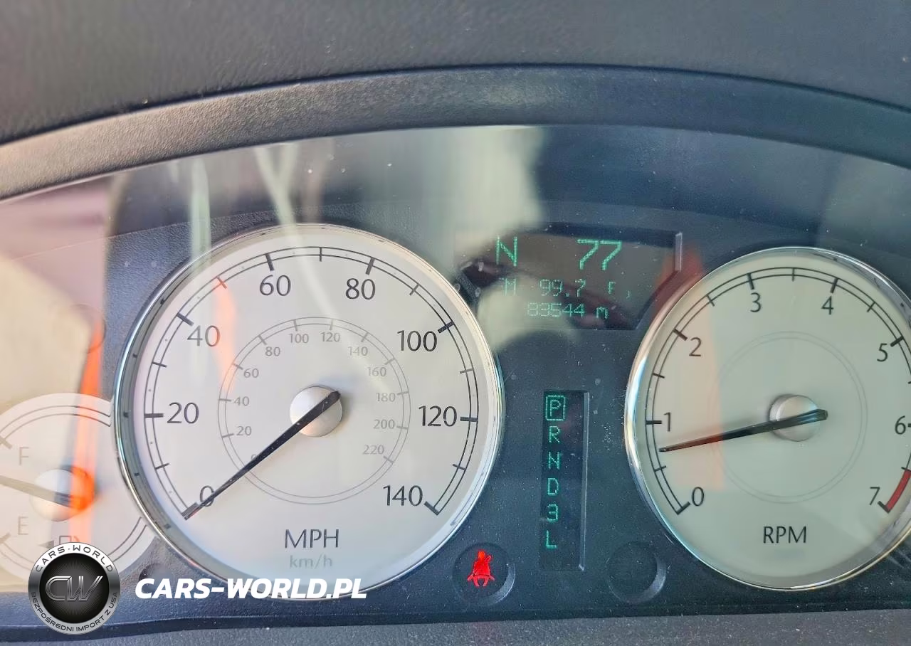 2005 Chrysler 300 Touring VIN:2C3AA53G25H505195 - 9