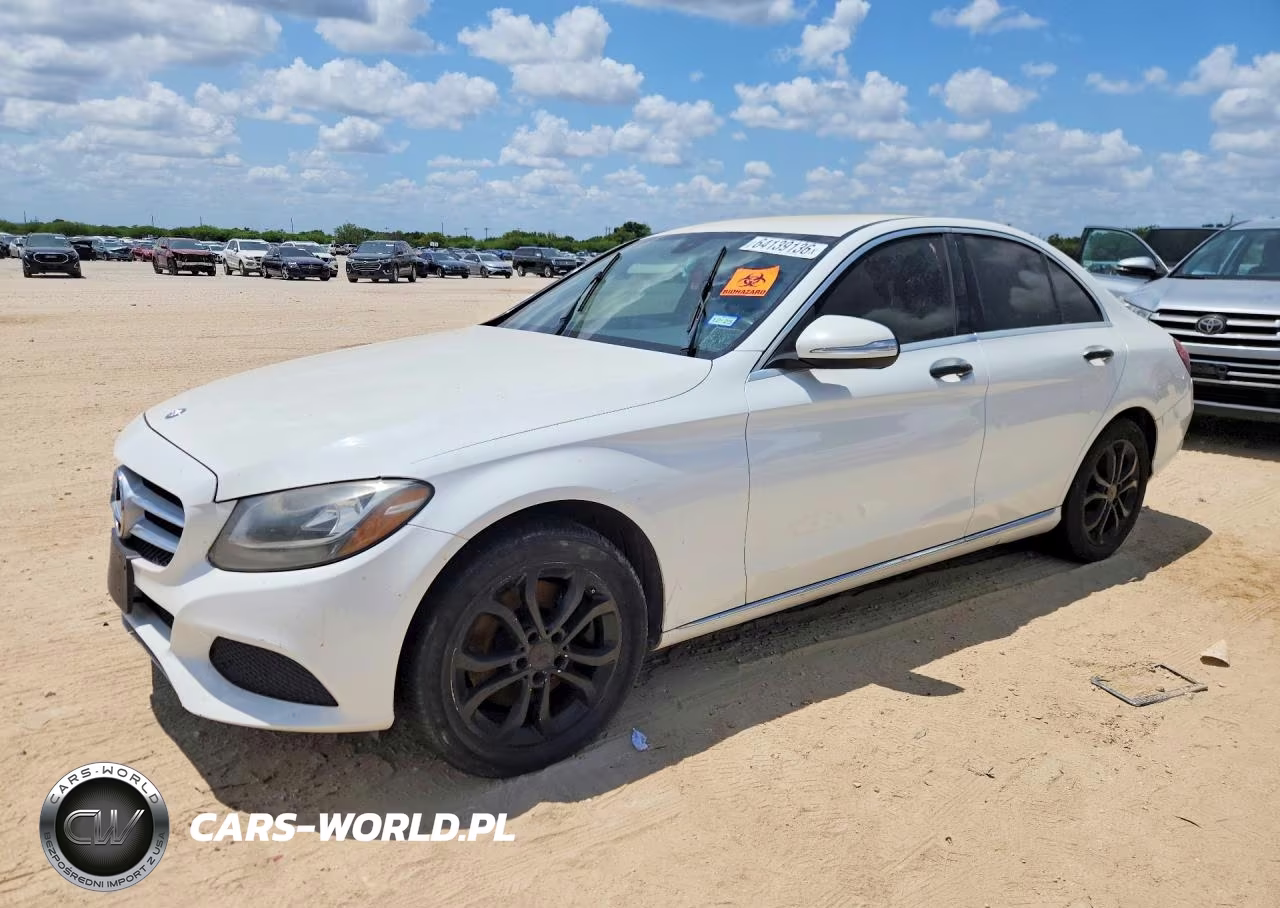 2015 Mercedes-Benz C 300 4Matic – zdjęcie 1 z 12