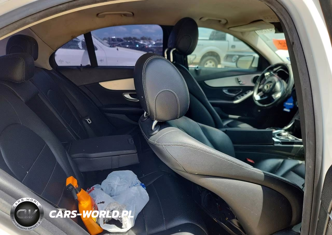 2015 Mercedes-Benz C 300 4Matic VIN:55SWF4KB4FU032098 - 10