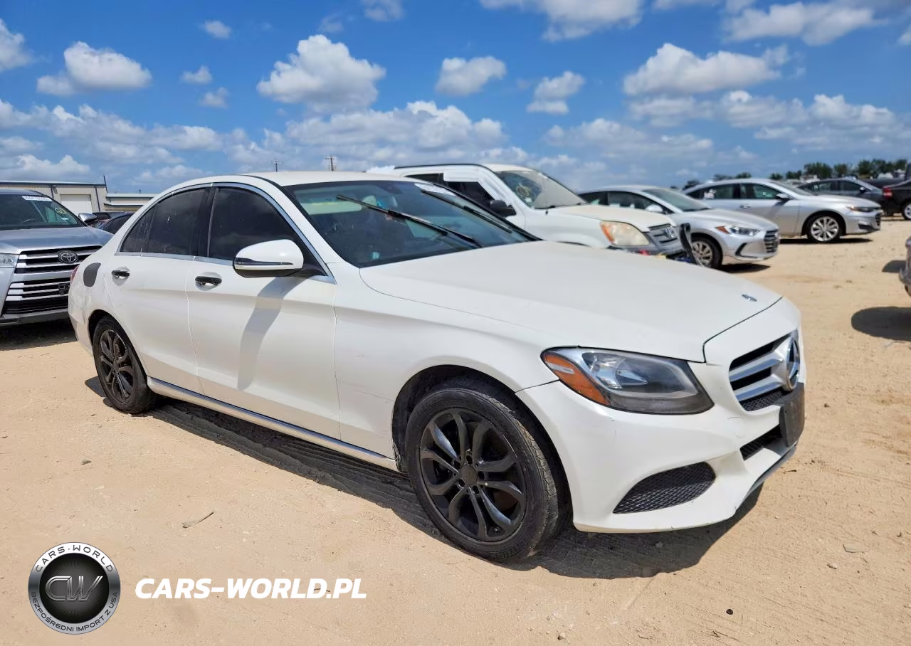 2015 Mercedes-Benz C 300 4Matic VIN:55SWF4KB4FU032098 - 4