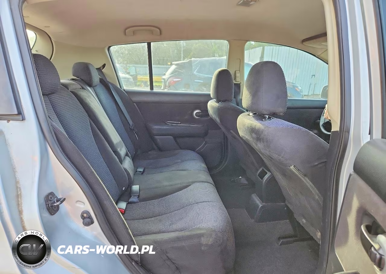 2010 Nissan Versa 1.8 S VIN:3N1BC1CPXAL376405 - 10
