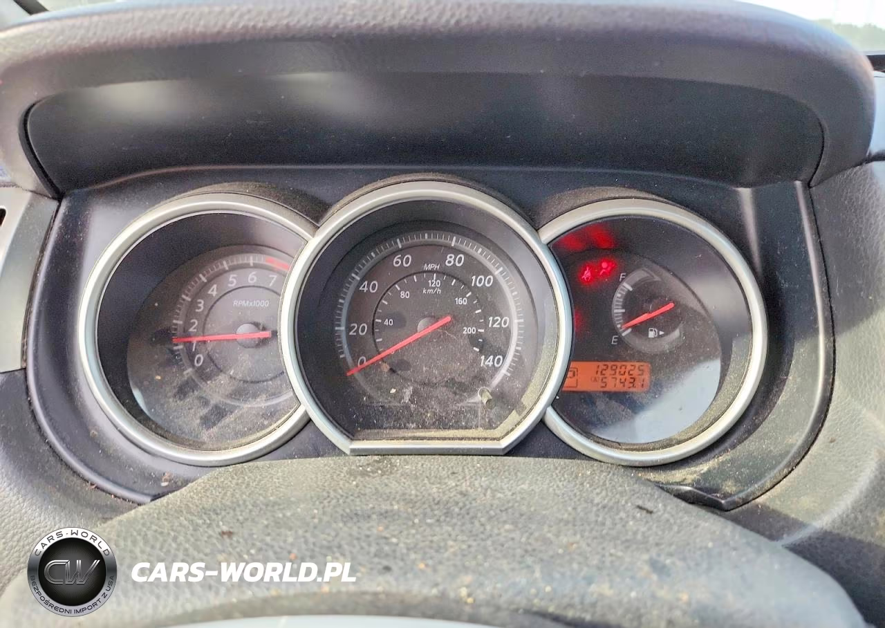 2010 Nissan Versa 1.8 S VIN:3N1BC1CPXAL376405 - 9