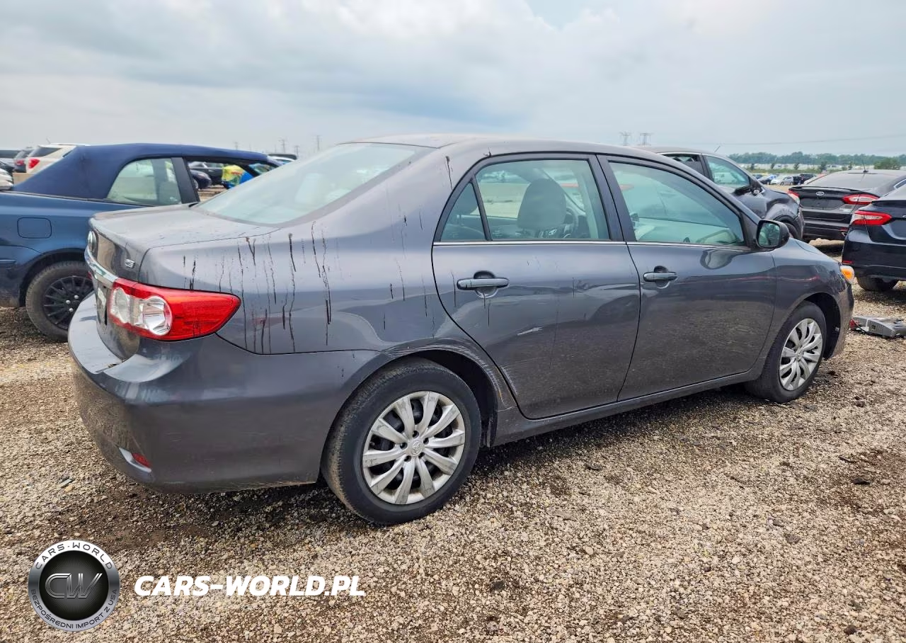 2013 Toyota Corolla Le VIN:2T1BU4EE5DC983276 - 3