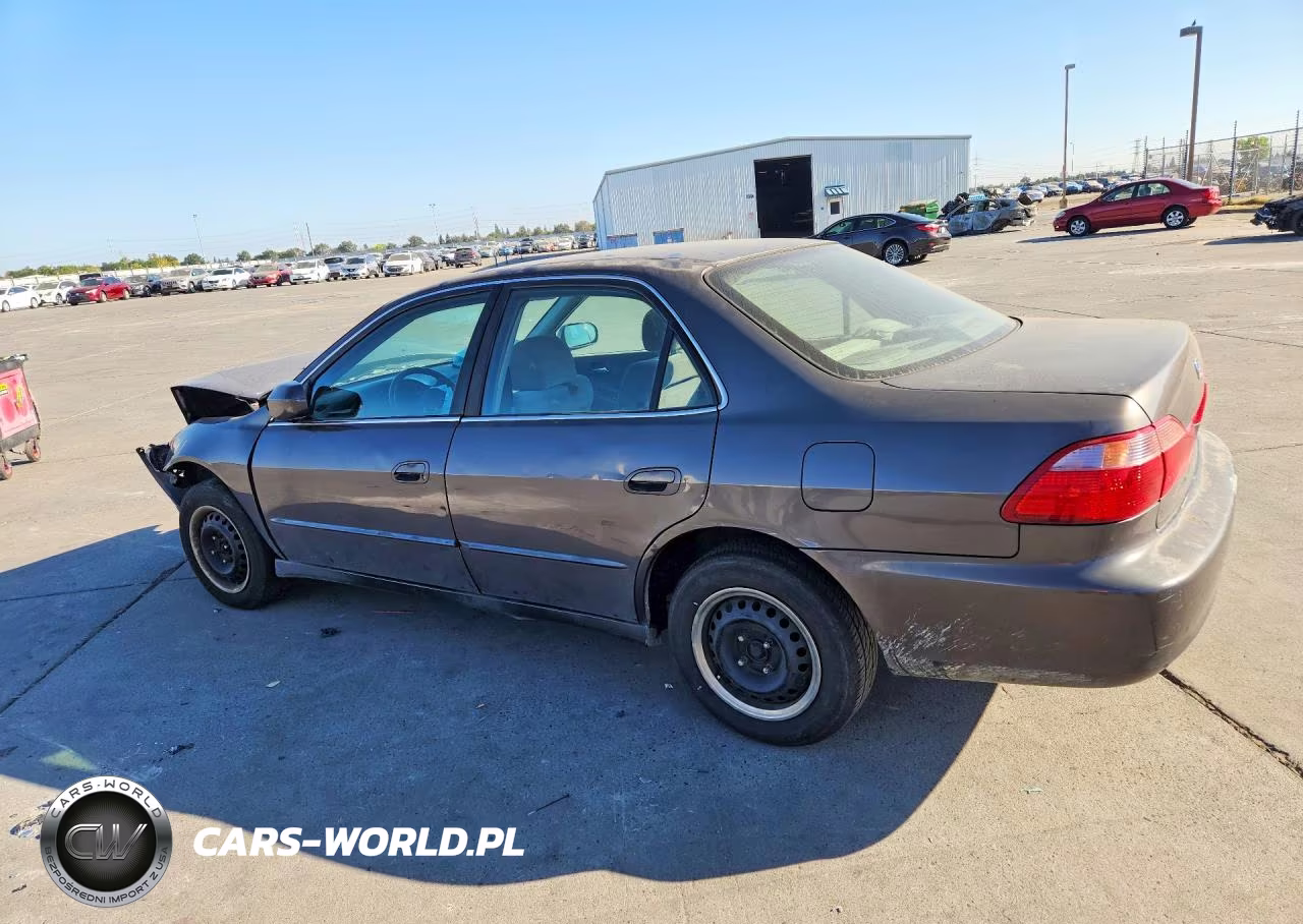 1999 Honda Accord Lx VIN:JHMCG6658XC017702 - 2