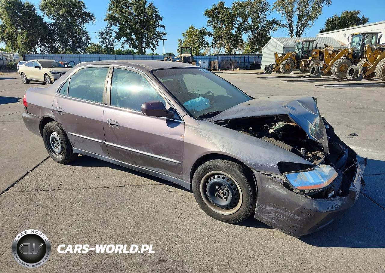 1999 Honda Accord Lx VIN:JHMCG6658XC017702 - 4
