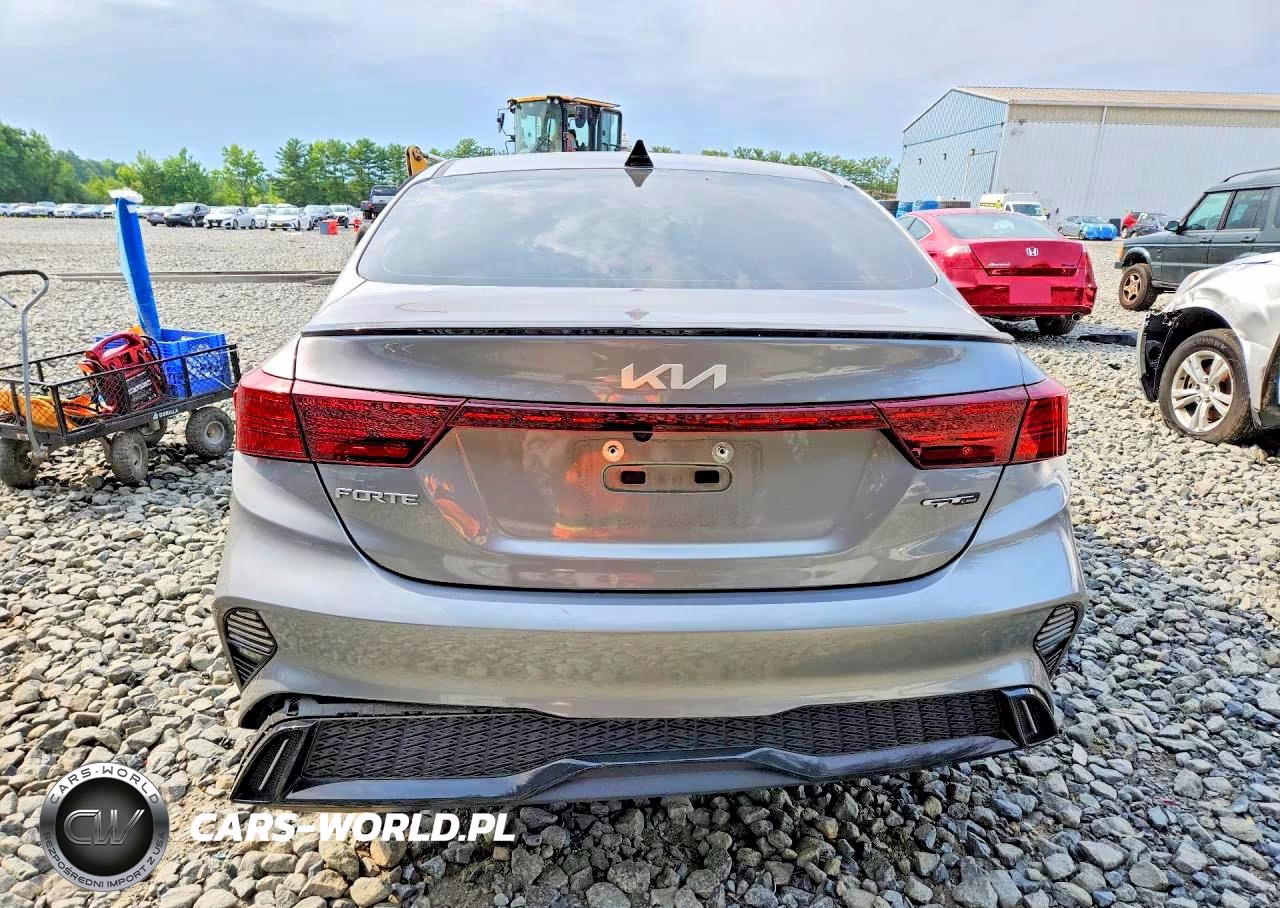 2023 Kia Forte Gt Line VIN:3KPF54AD7PE654256 - 6