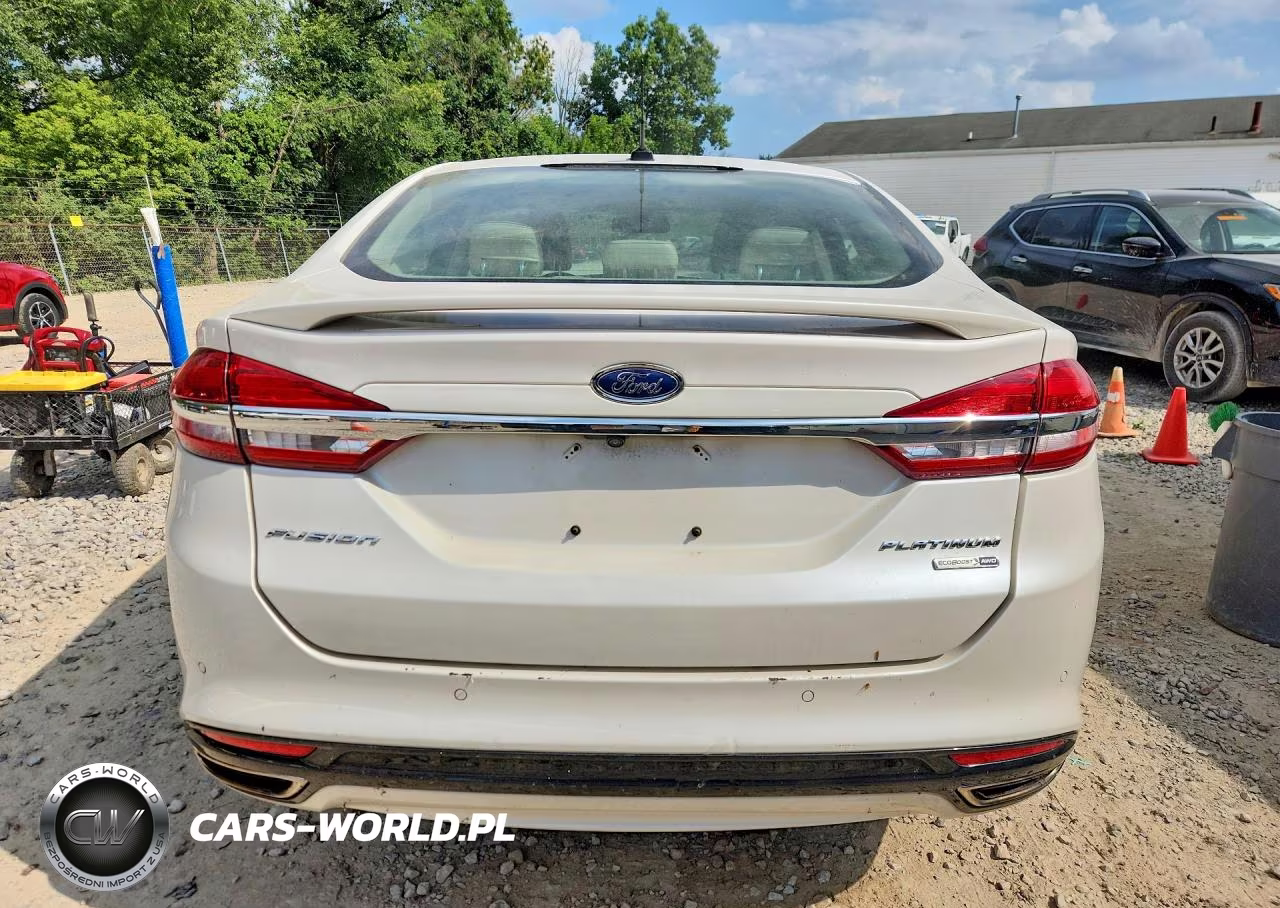 2017 Ford Fusion Titanium VIN:3FA6P0D9XHR401510 - 6