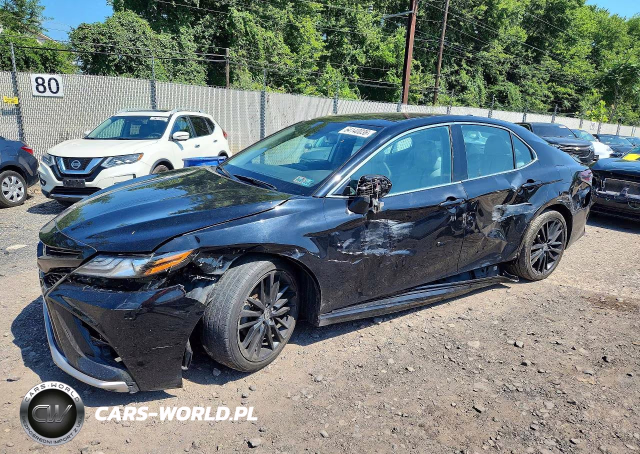 2022 Toyota Camry Xse – zdjęcie 1 z 12