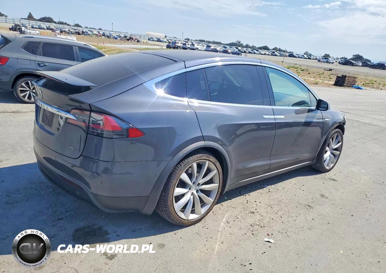 2016 Tesla Model X VIN:5YJXCAE26GF016222 - 3