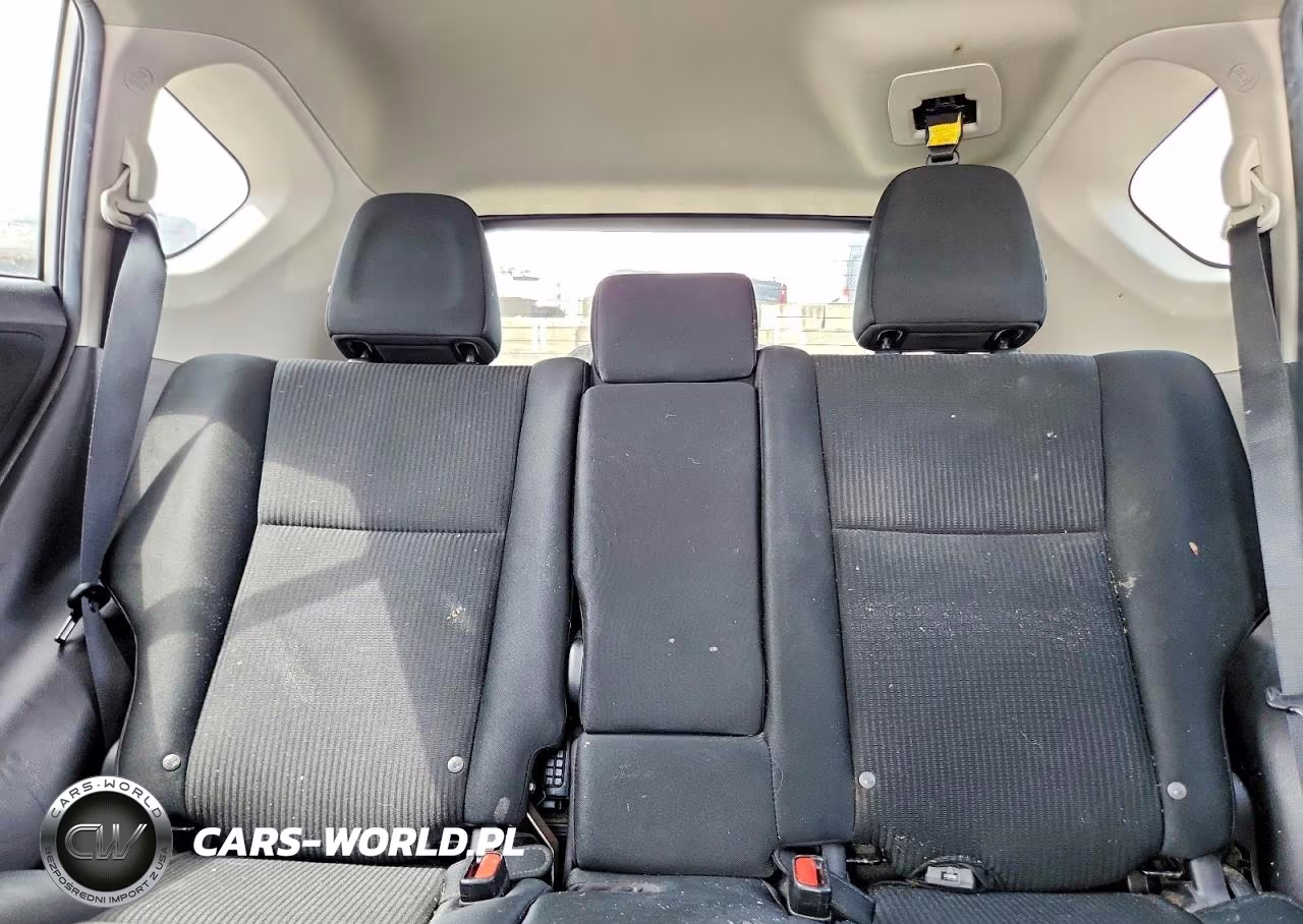 2018 Toyota Rav4 Le VIN:2T3ZFREV3JW426194 - 10