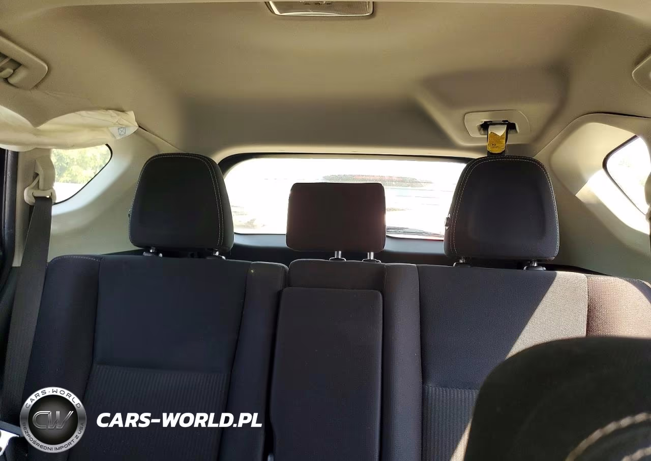 2015 Toyota Rav4 Xle VIN:JTMRFREV1FD120907 - 10