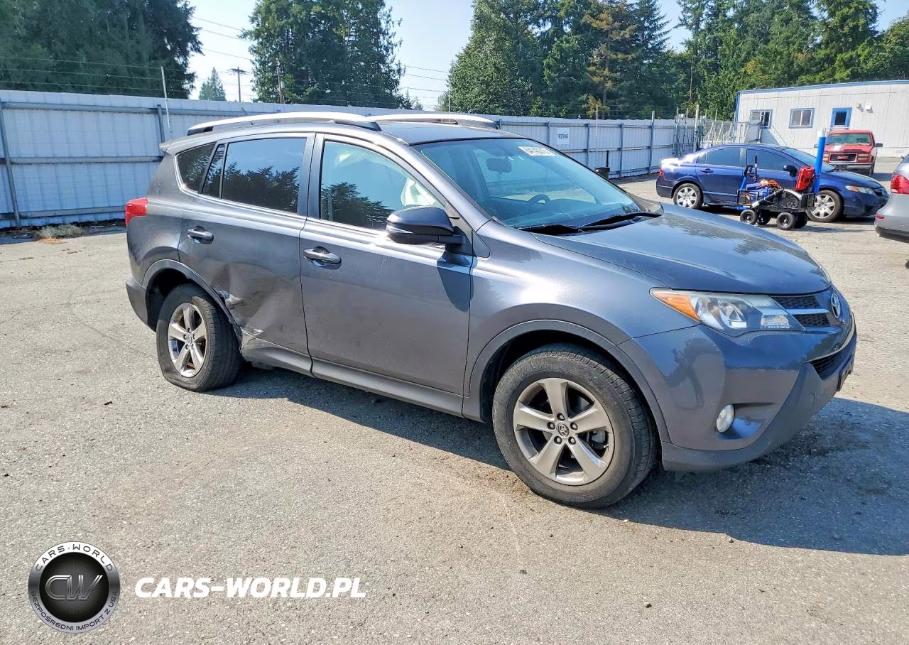 2015 Toyota Rav4 Xle VIN:JTMRFREV1FD120907 - 4