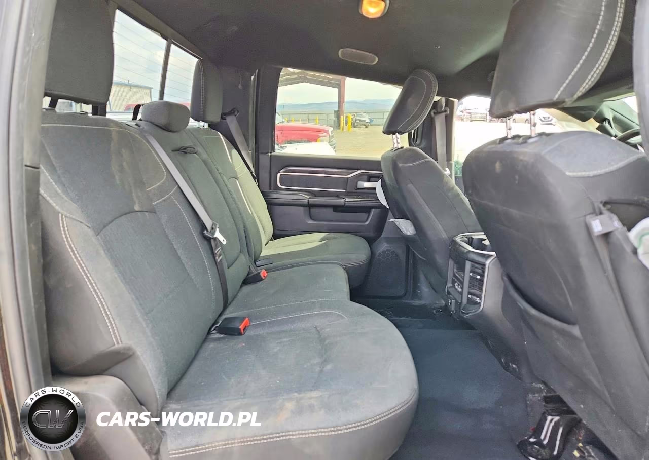 2019 Ram 2500 Big Horn VIN:3C6UR5DL7KG559592 - 10