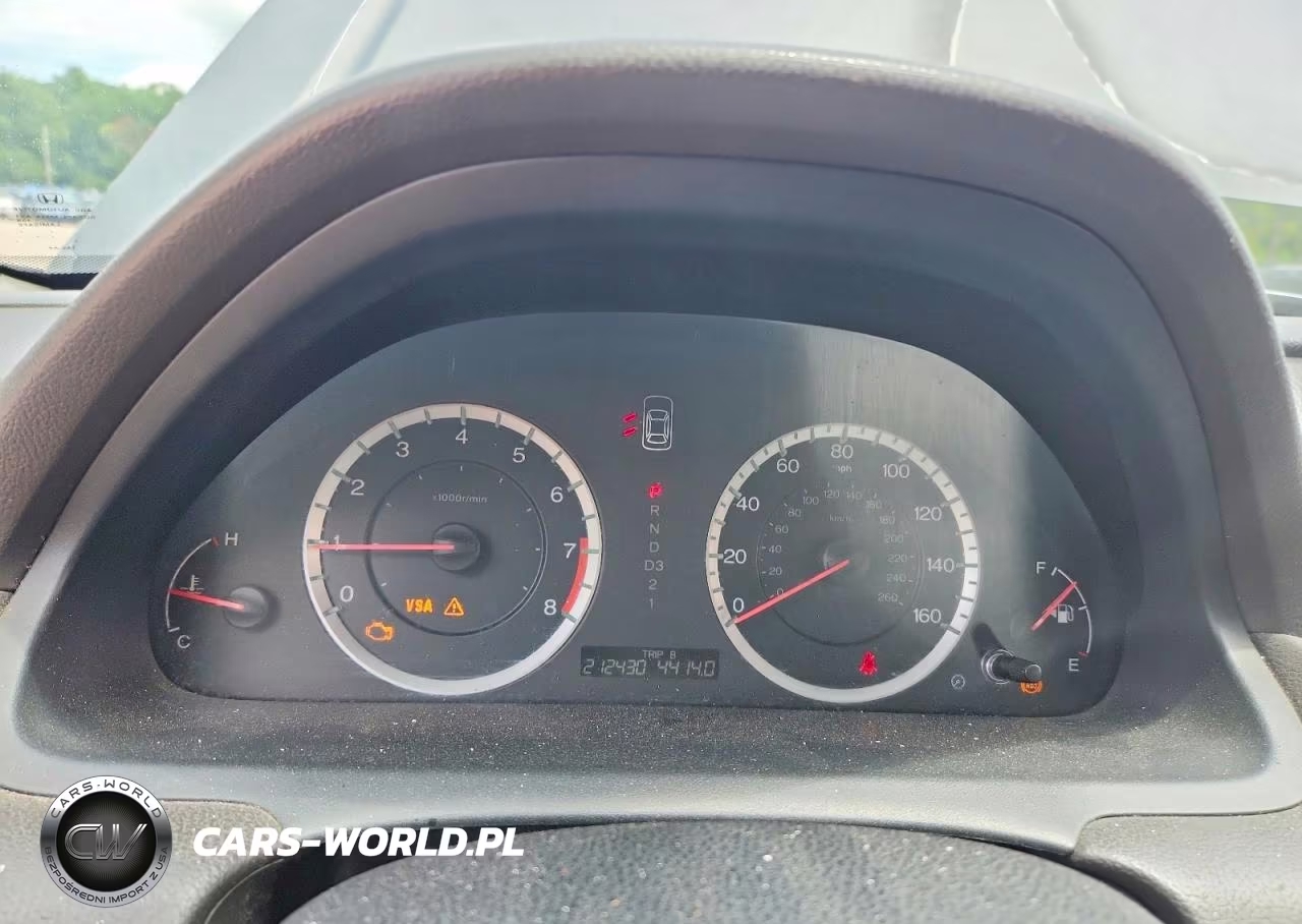2010 Honda Accord Lx VIN:1HGCP2F32AA185543 - 9
