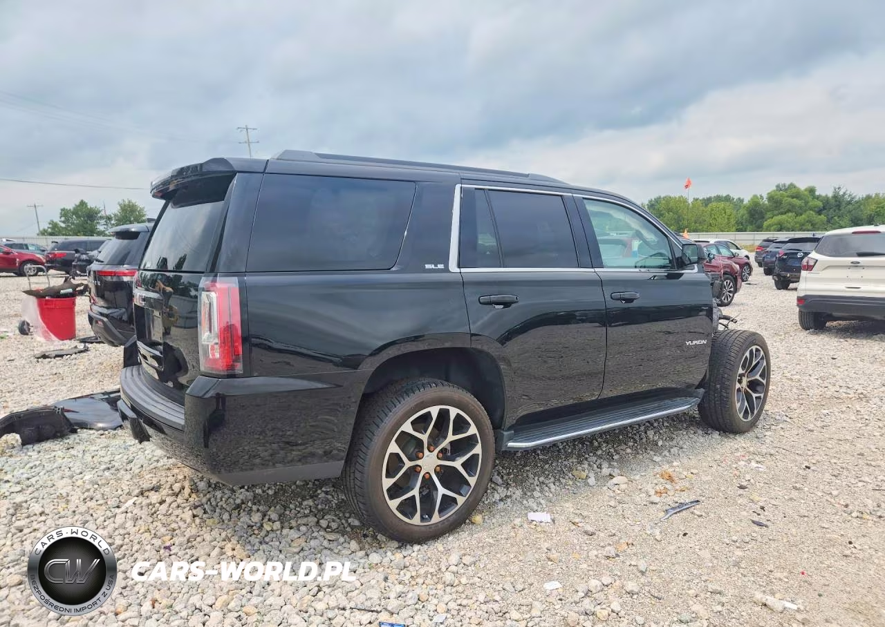2018 GMC Yukon Sle VIN:1GKS2AKC9JR123720 - 3