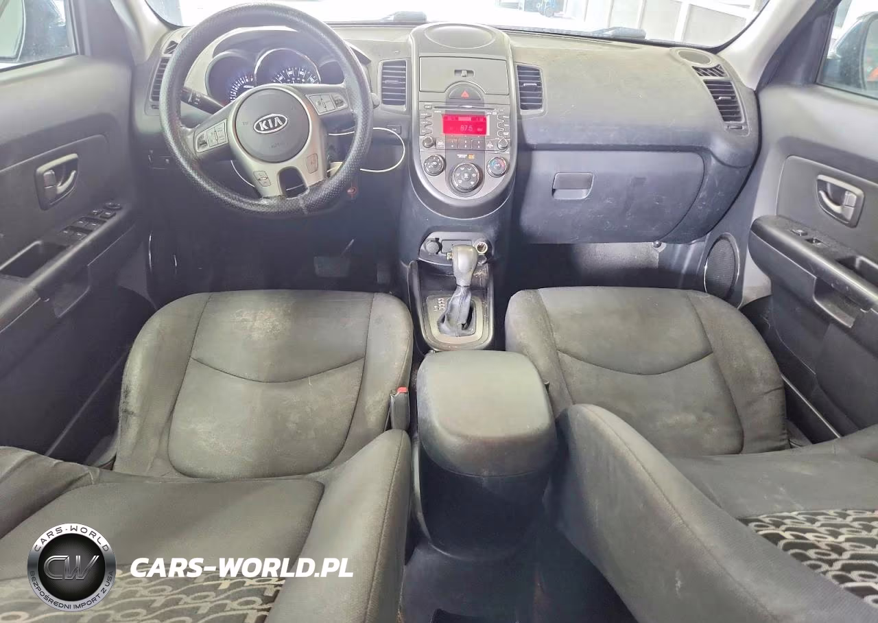 2011 Kia Soul + VIN:KNDJT2A22B7219124 - 8
