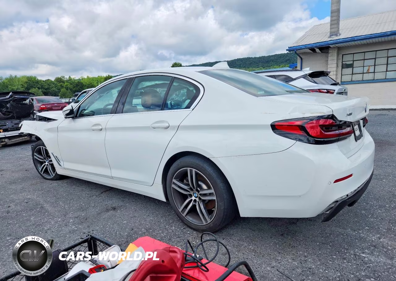 2022 BMW 530 Xi VIN:WBA13BJ09NWX57079 - 2