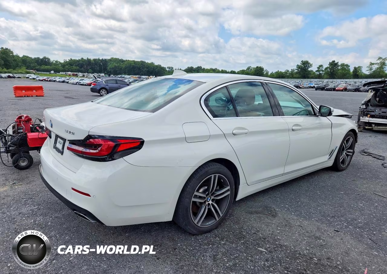 2022 BMW 530 Xi VIN:WBA13BJ09NWX57079 - 3
