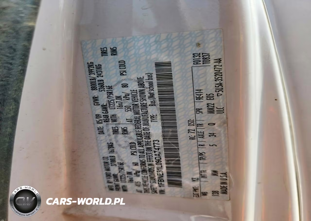 2009 Ford Econoline E350 Super Duty Wagon VIN:1FBNE31L09DA74773 - 14