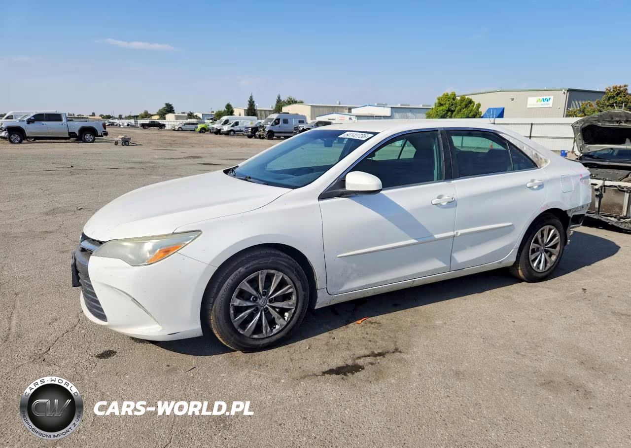 2016 Toyota Camry Le