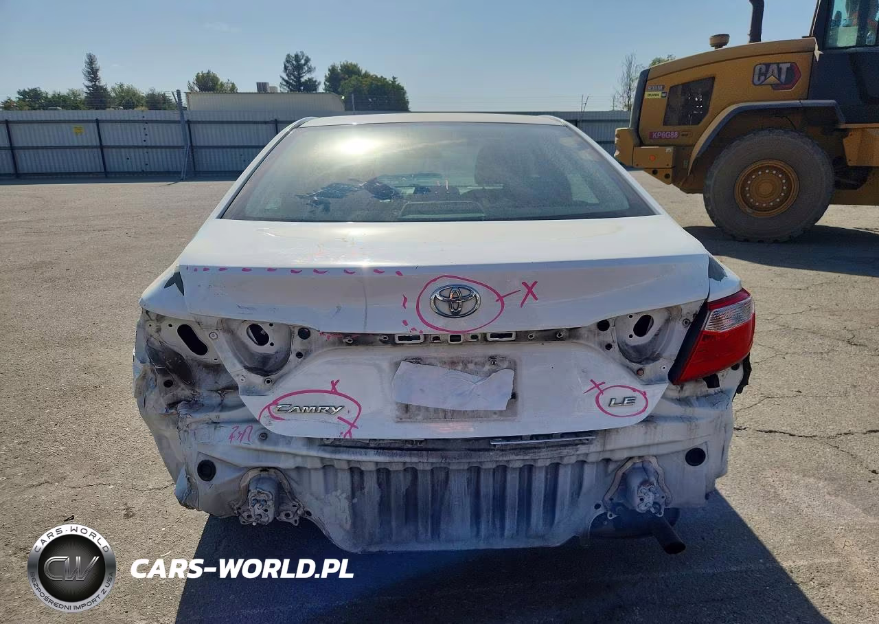 2016 Toyota Camry Le VIN:4T4BF1FK3GR553025 - 6