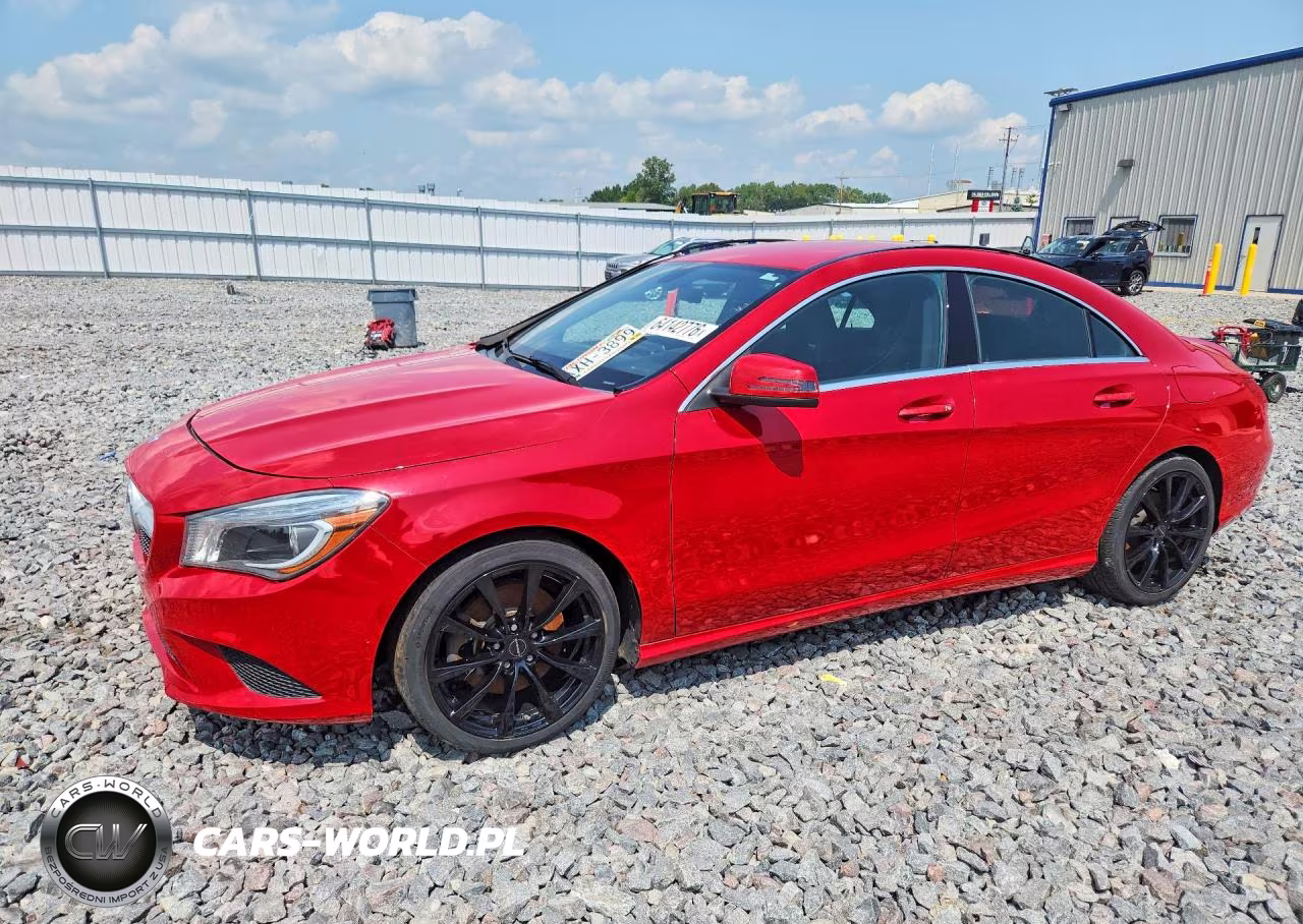 2014 Mercedes-Benz Cla 250 4Matic – zdjęcie 1 z 12