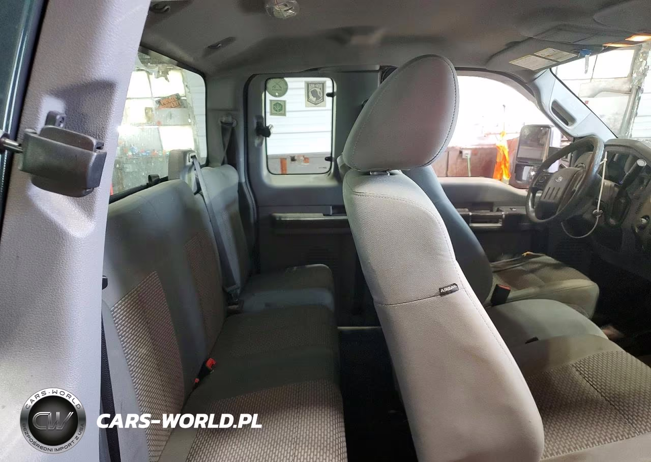 2012 Ford F350 Super Duty VIN:1FT8X3B68CEC90237 - 10