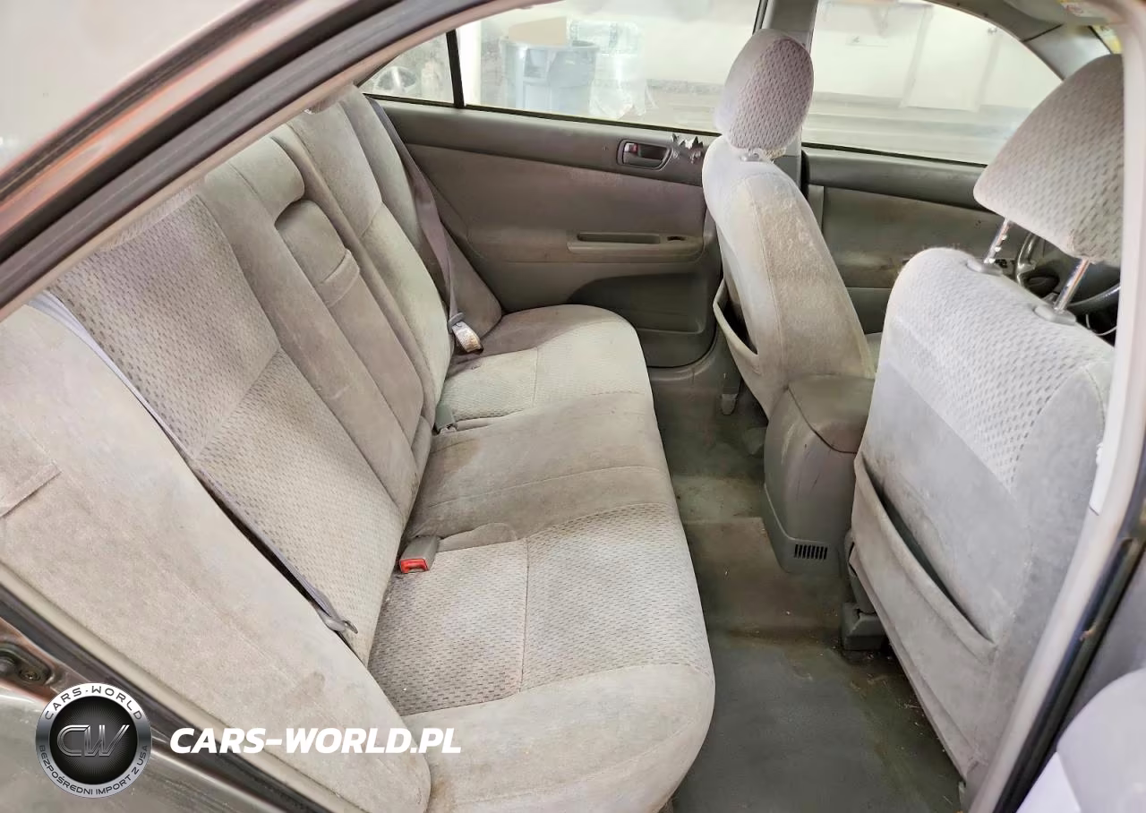2003 Toyota Camry Le VIN:4T1BE32K53U734443 - 10