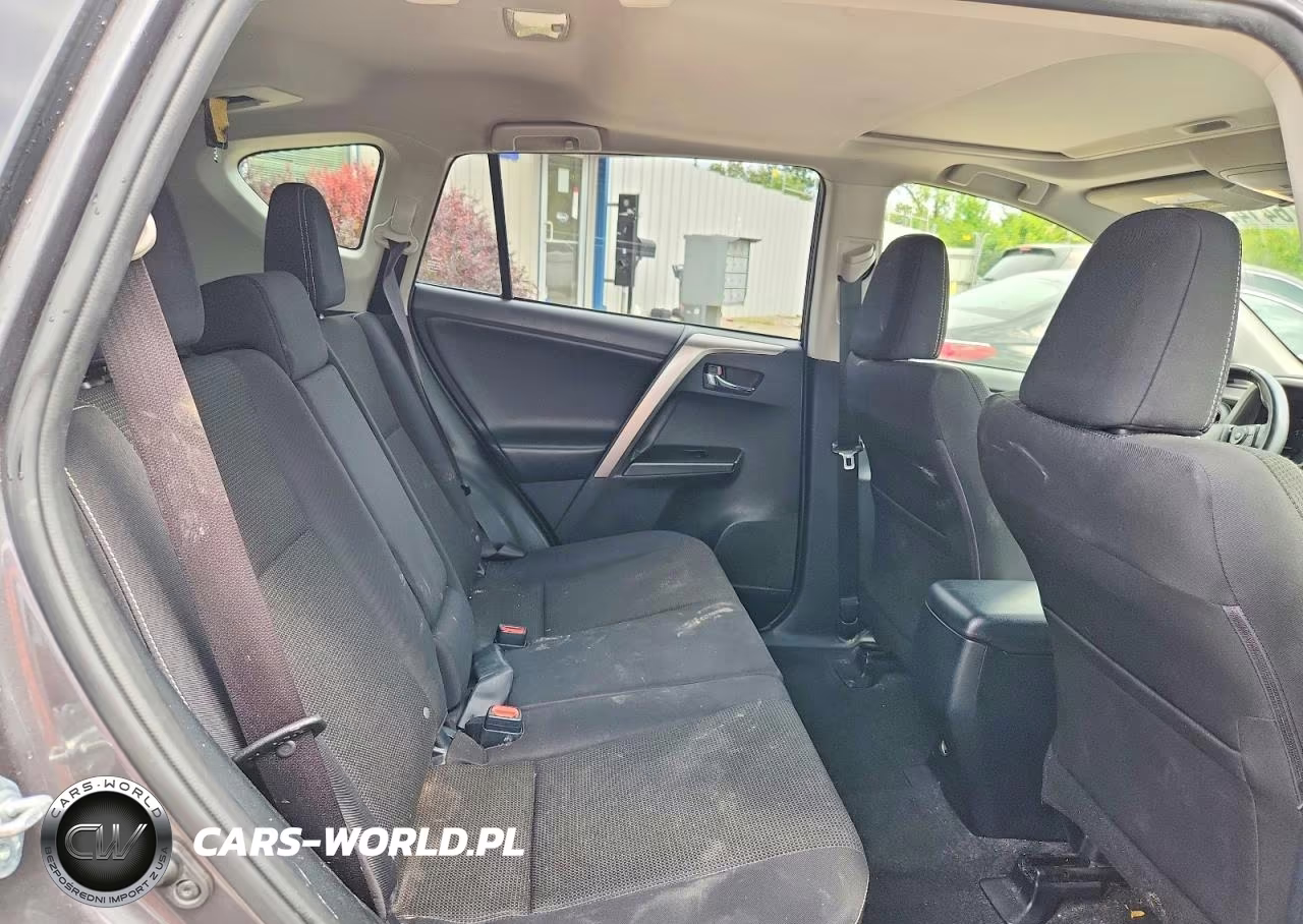 2018 Toyota Rav4 Xle VIN:JTMWFREV1JJ201516 - 11
